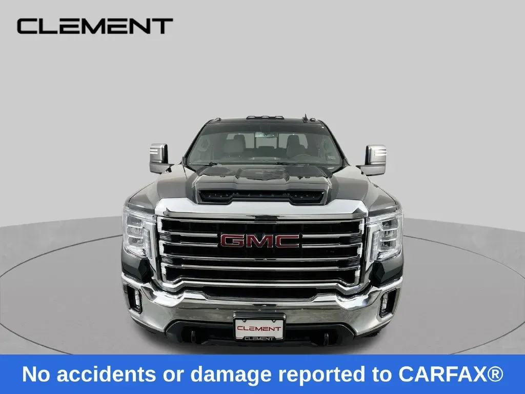 GMC Sierra photo 2