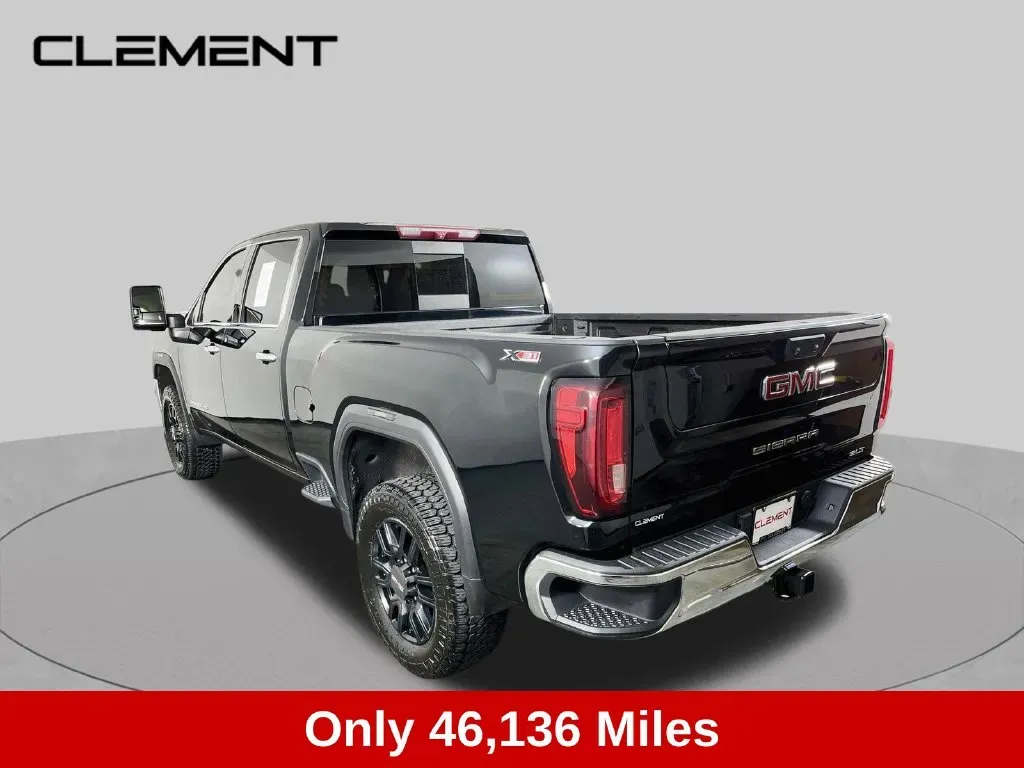 GMC Sierra photo 8