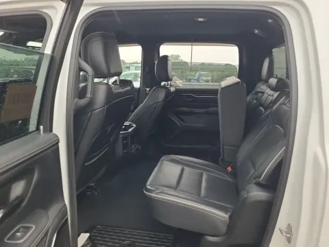 More photos of 2022 Ram 1500 Limited at Clement Supercenter, MO
