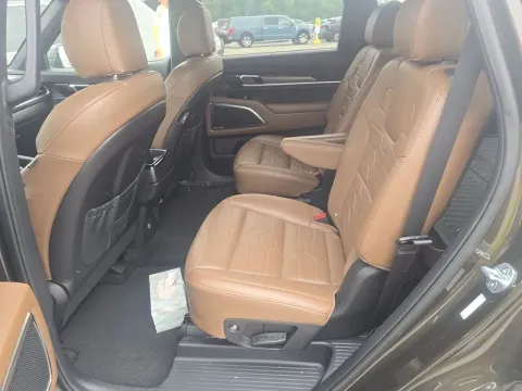 More photos of 2020 Kia Telluride SX at Clement Supercenter, MO