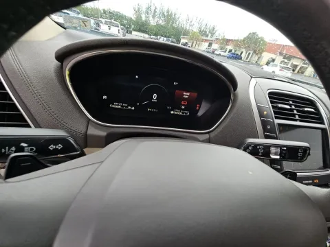 Photos of 2019 Lincoln Nautilus Select for sale in St. Charles, MO at Clement Supercenter