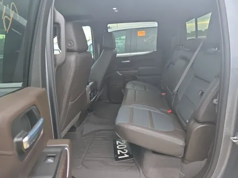 More photos of 2021 GMC Sierra 1500 Denali at Clement Supercenter, MO