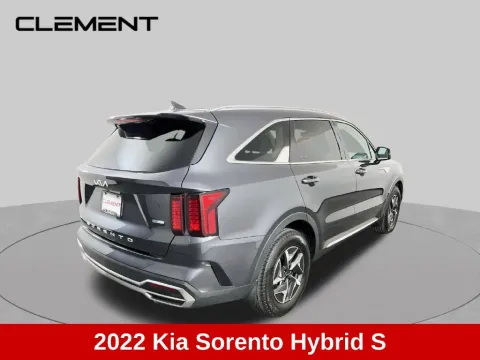 More photos of 2022 Kia Sorento Hybrid S at Clement Supercenter, MO