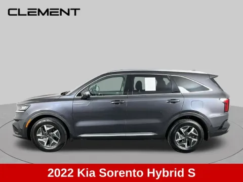 More photos of 2022 Kia Sorento Hybrid S at Clement Supercenter, MO