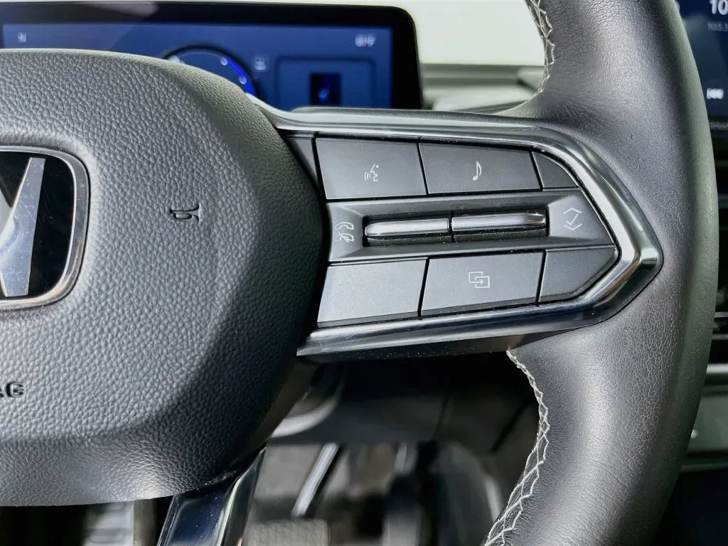Honda Prologue photo 15