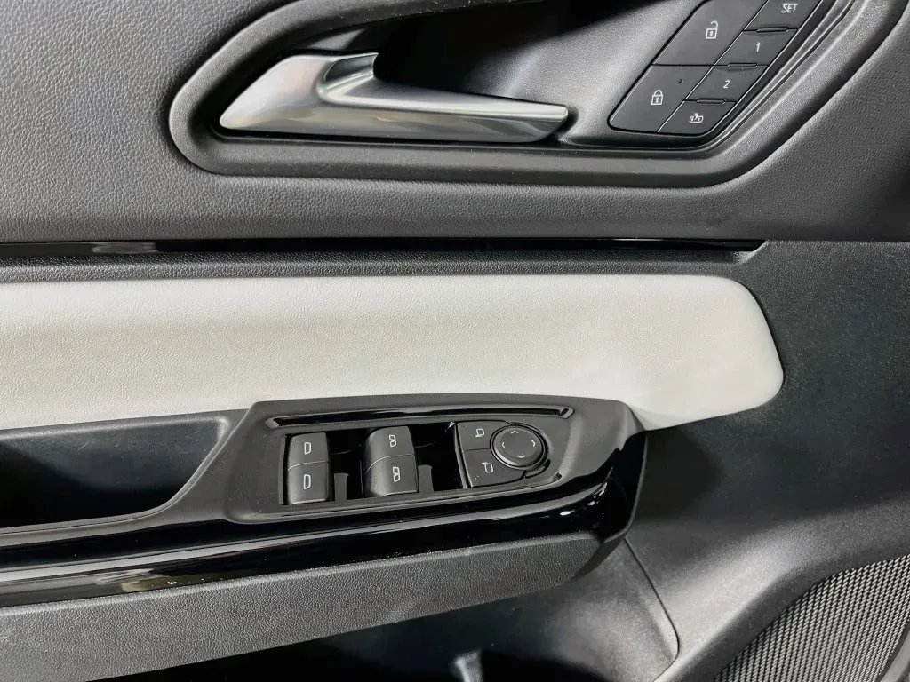 Honda Prologue photo 25
