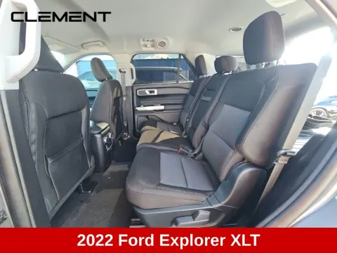 More photos of 2022 Ford Explorer XLT at Clement Supercenter, MO