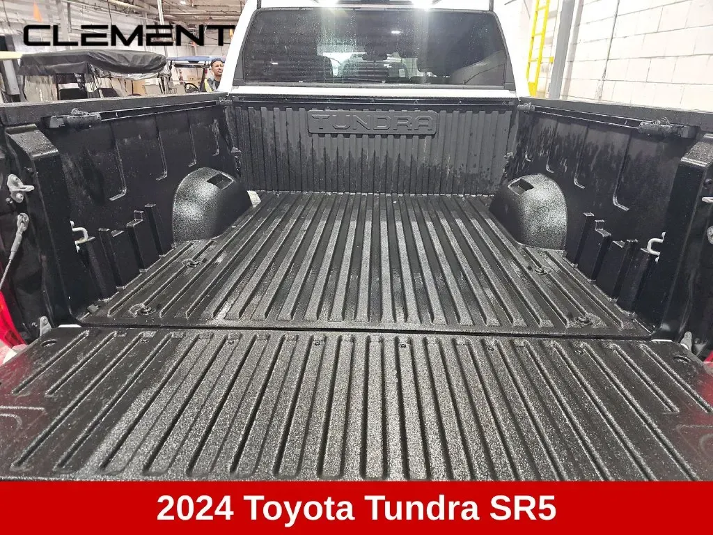 Toyota Tundra photo 6