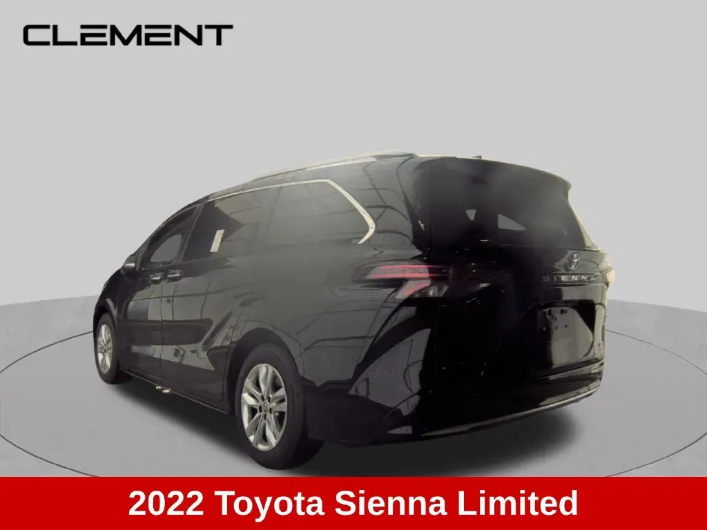Toyota Sienna photo 8