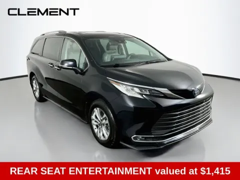 Another view of 2022 Toyota Sienna Limited for sale in St. Charles, MO at Clement Supercenter