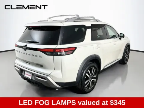 More photos of 2023 Nissan Pathfinder Platinum at Clement Supercenter, MO