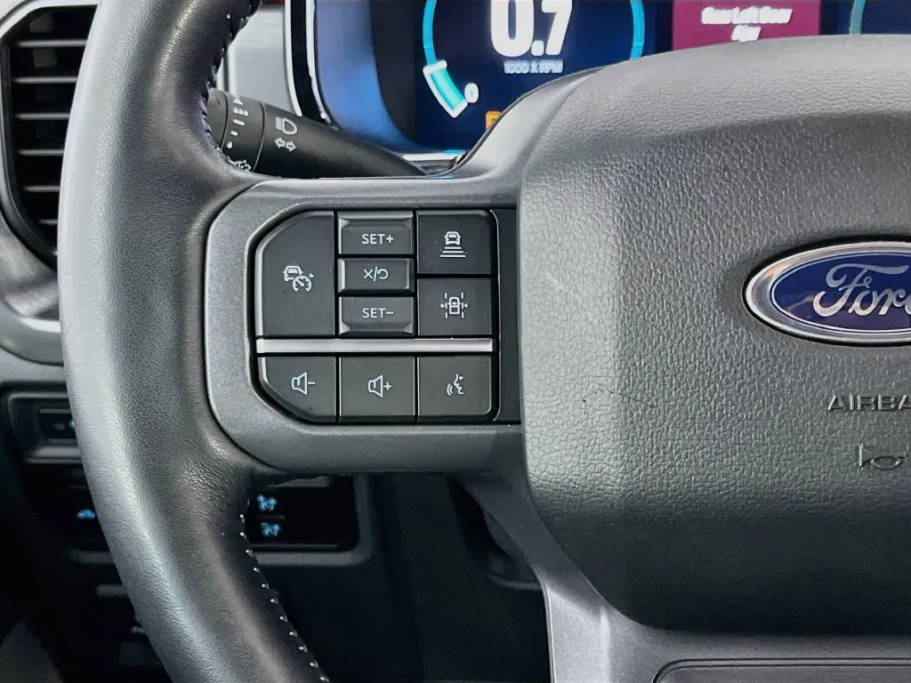 Ford F-150 photo 14