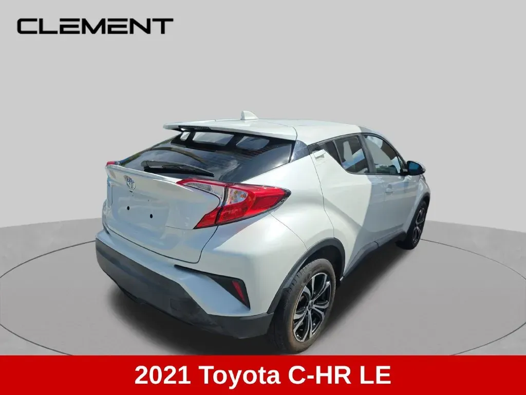 Toyota C-HR photo 6