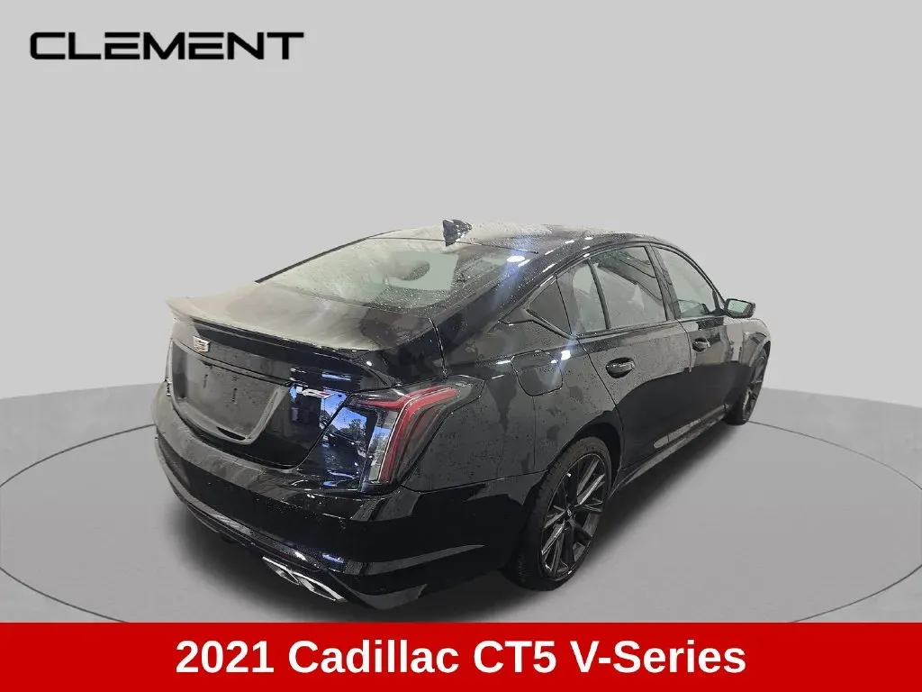 Cadillac CT5 photo 6
