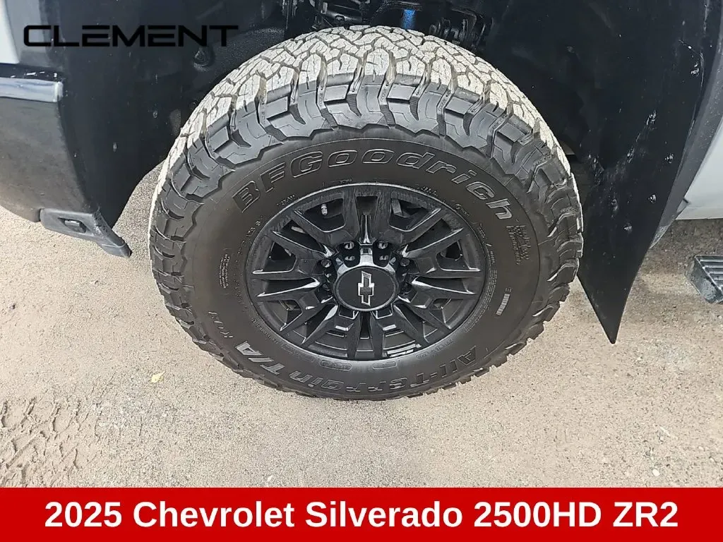 Chevrolet Silverado photo 5