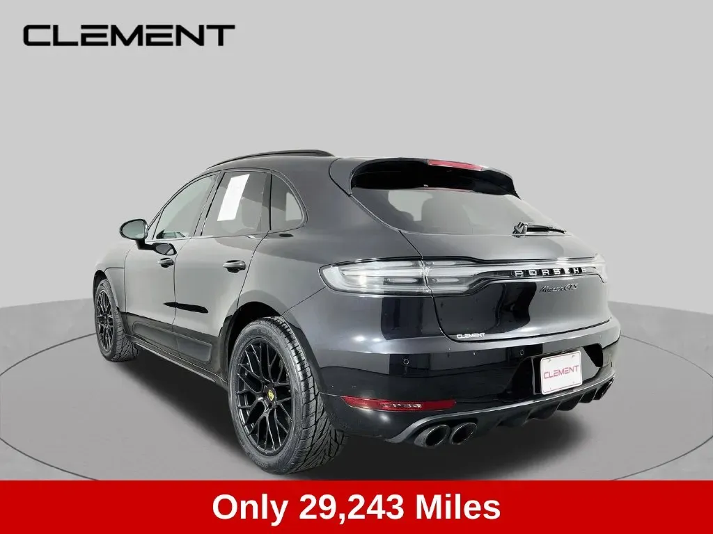 Porsche Macan photo 8