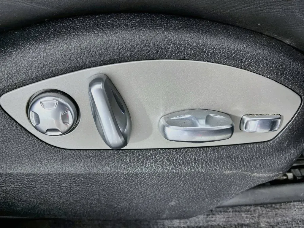 Porsche Macan photo 34