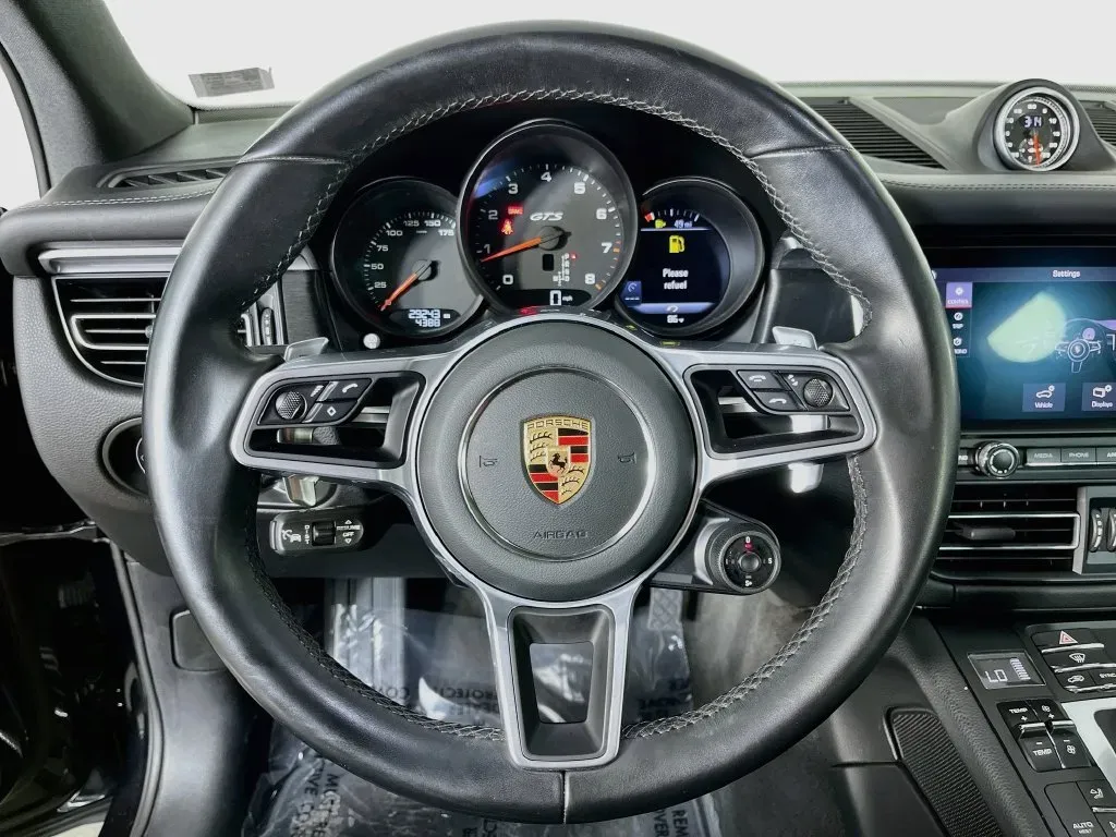 Porsche Macan photo 13