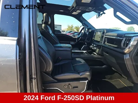 More photos of 2024 Ford F-250SD Platinum at Clement Supercenter, MO