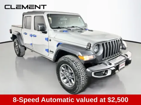 More photos of 2023 Jeep Gladiator Sport at Clement Supercenter, MO