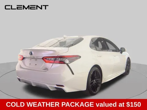 More photos of 2022 Toyota Camry Hybrid XSE at Clement Supercenter, MO