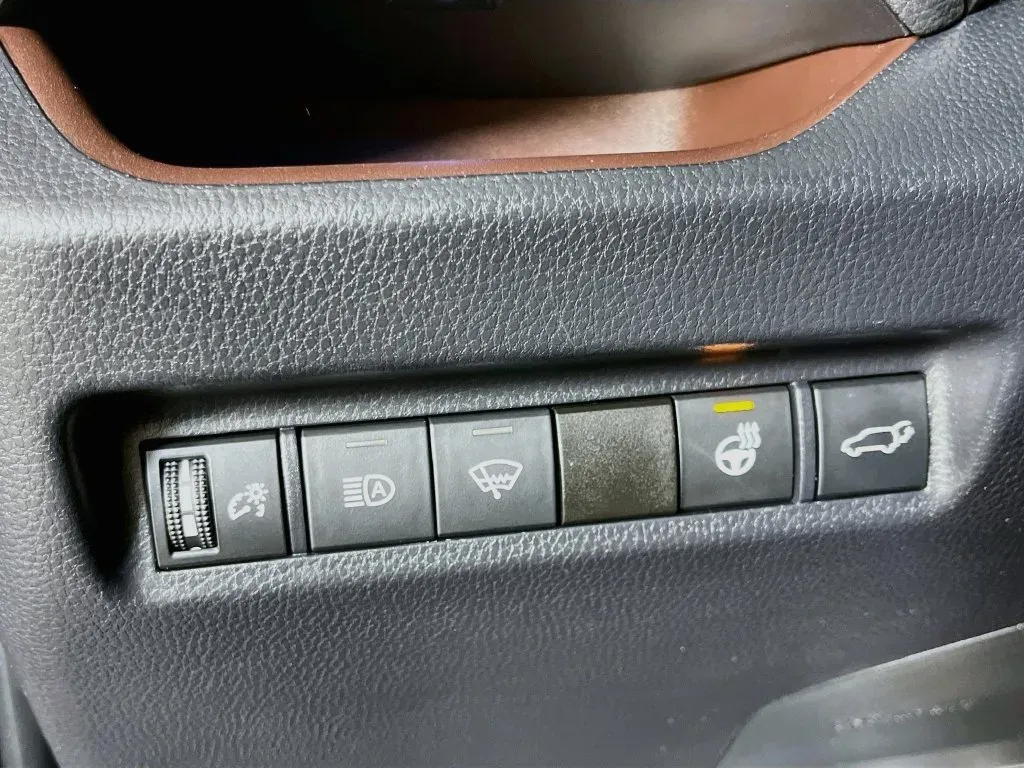 Toyota RAV4 photo 11