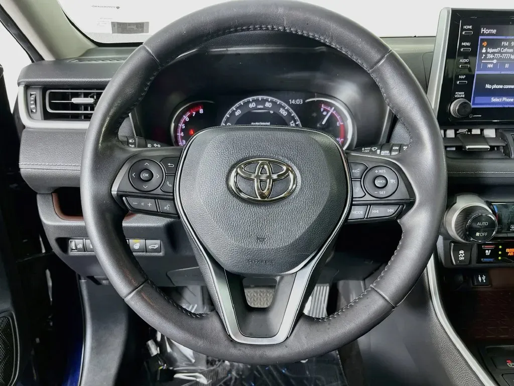 Toyota RAV4 photo 13