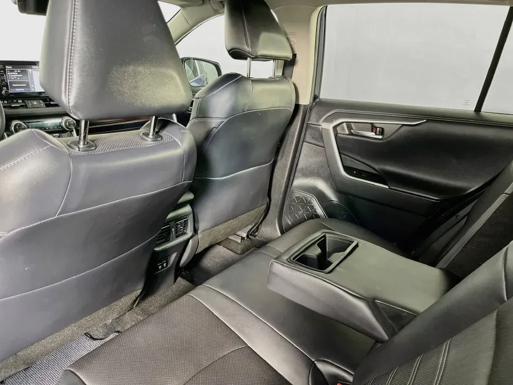 Toyota RAV4 photo 31
