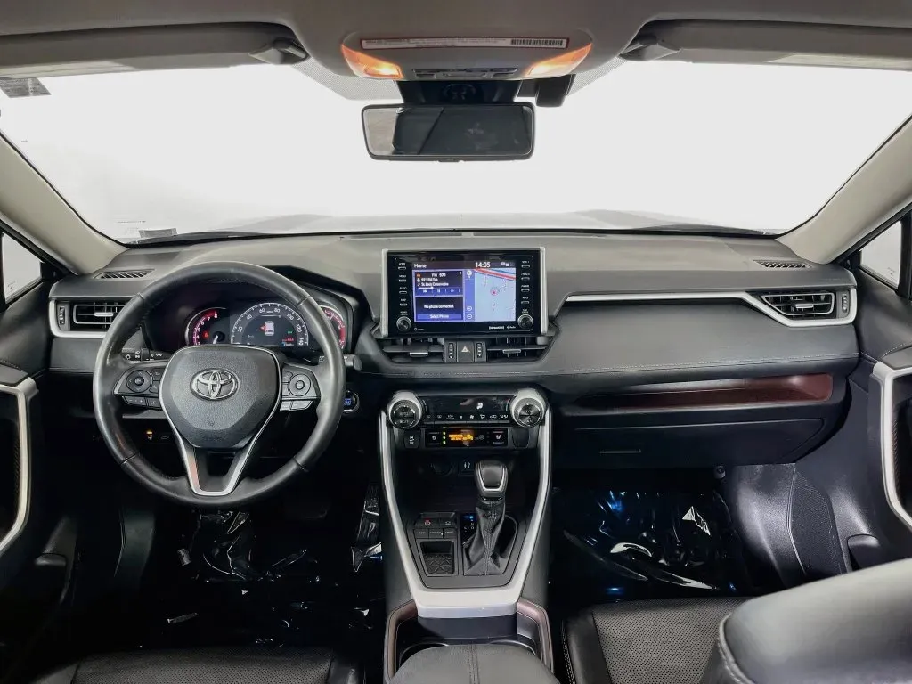Toyota RAV4 photo 10
