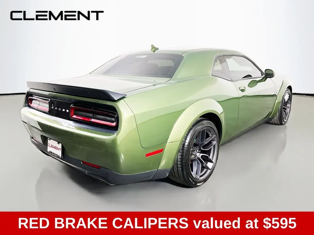 Dodge Challenger photo 5