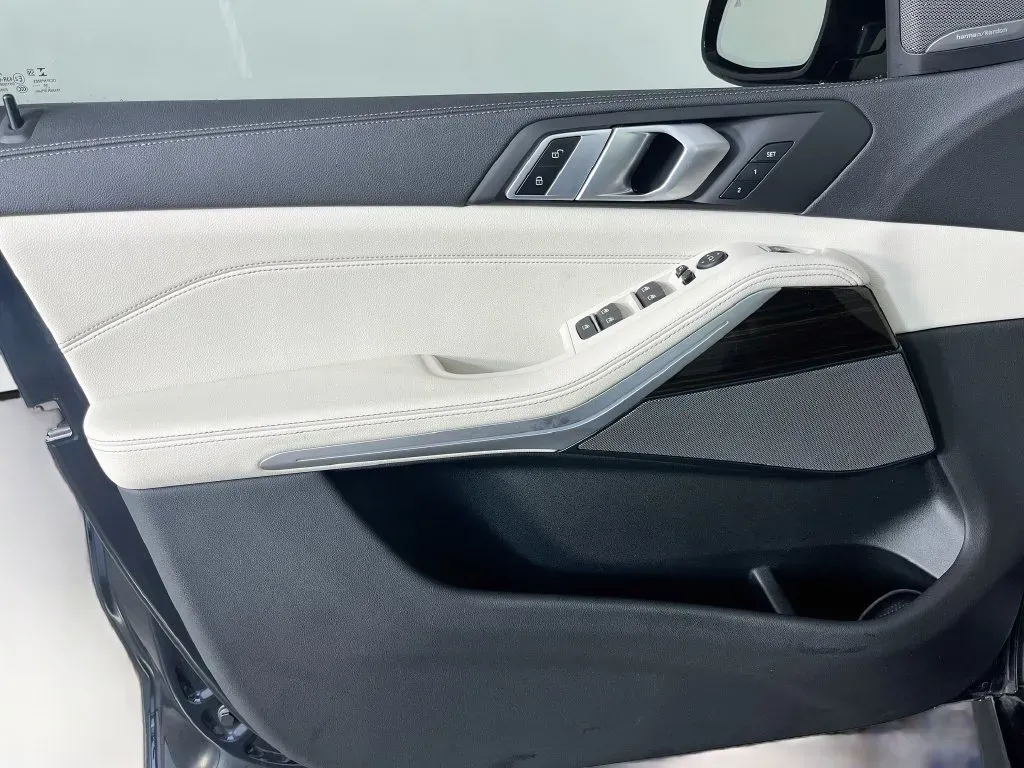 BMW X5 photo 28