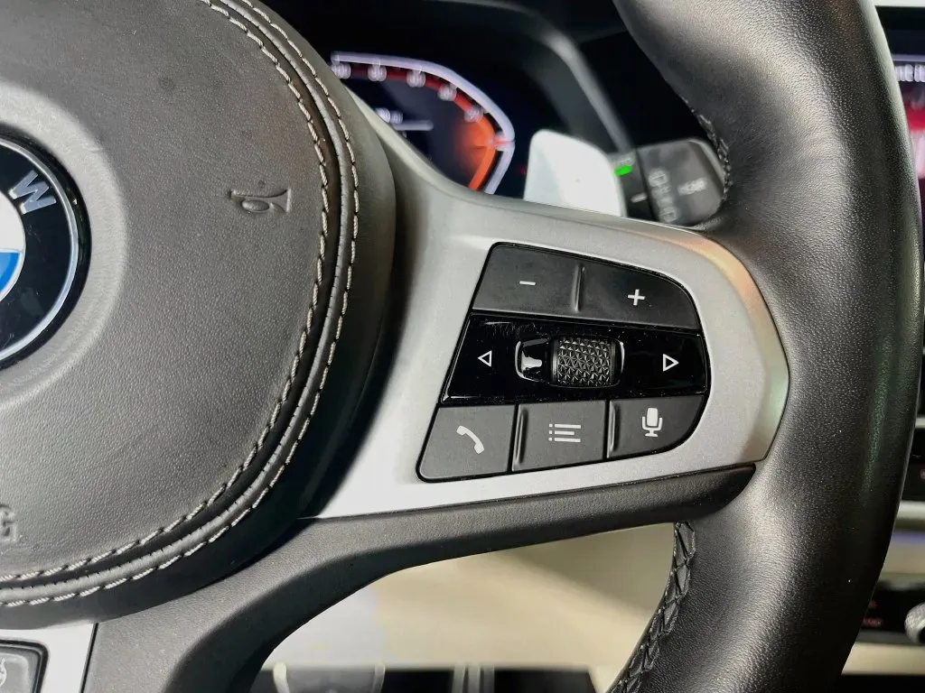 BMW X5 photo 16