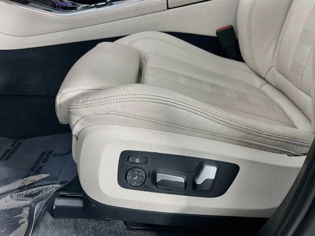BMW X5 photo 29