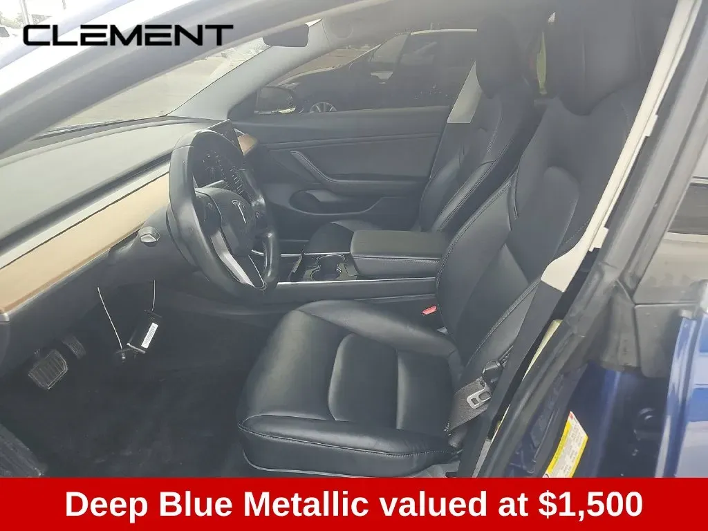 Tesla Model 3 photo 4