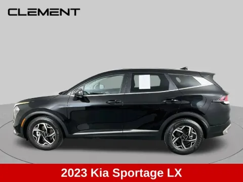 More photos of 2023 Kia Sportage LX at Clement Supercenter, MO