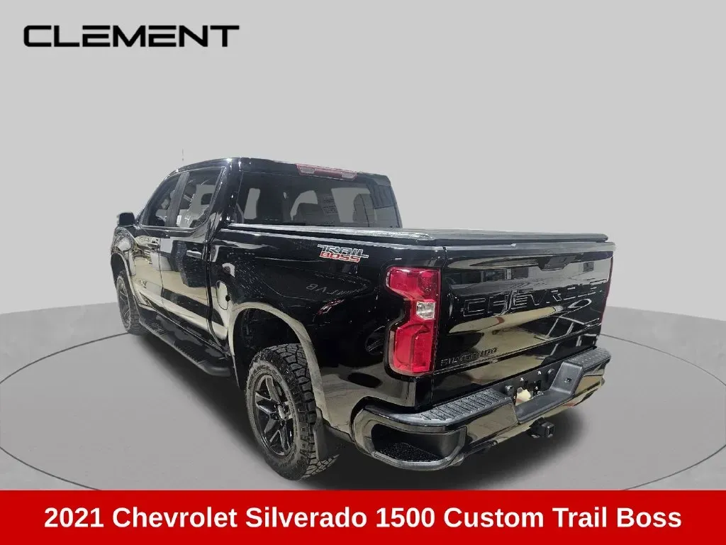 Chevrolet Silverado photo 7