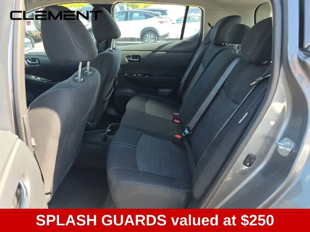 Nissan Leaf photo 6