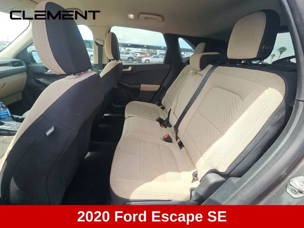Ford Escape photo 6