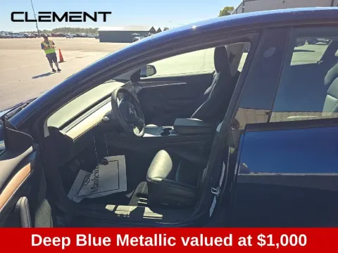 More photos of 2023 Tesla Model 3 at Clement Supercenter, MO