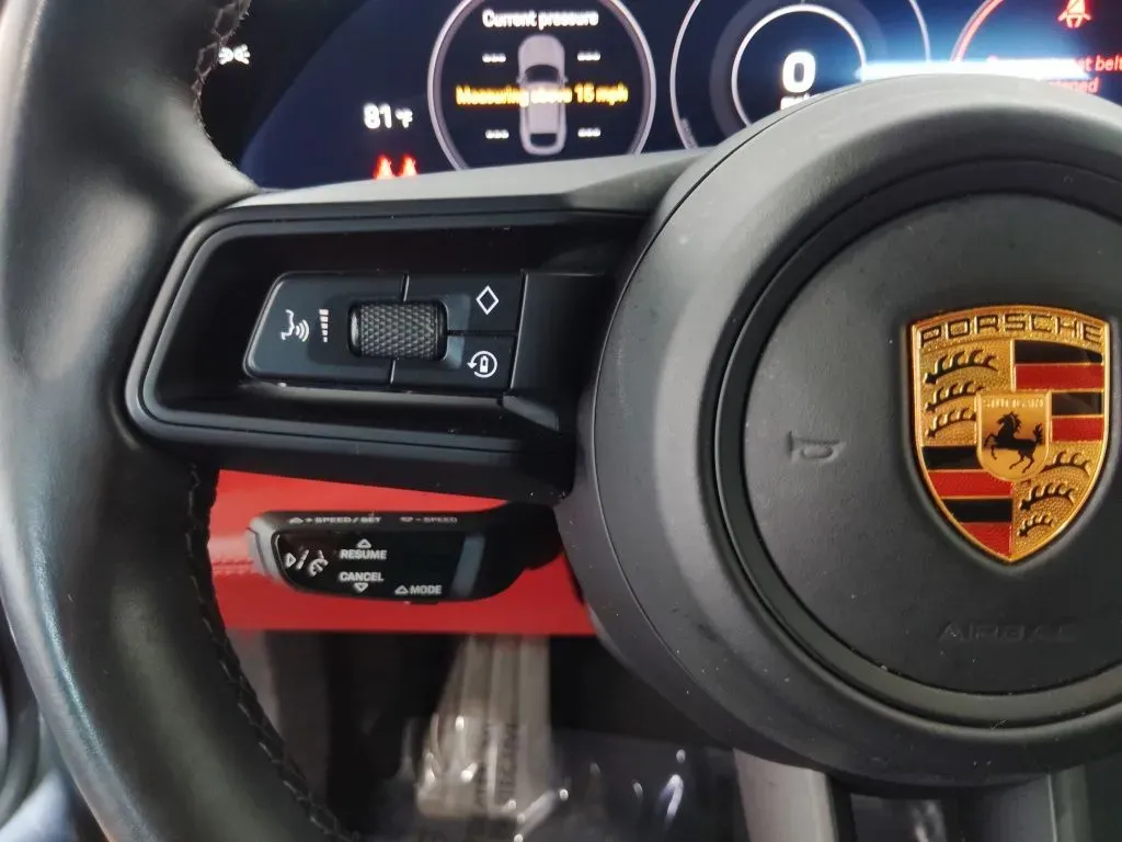2022 Porsche Taycan Base - Photo 13