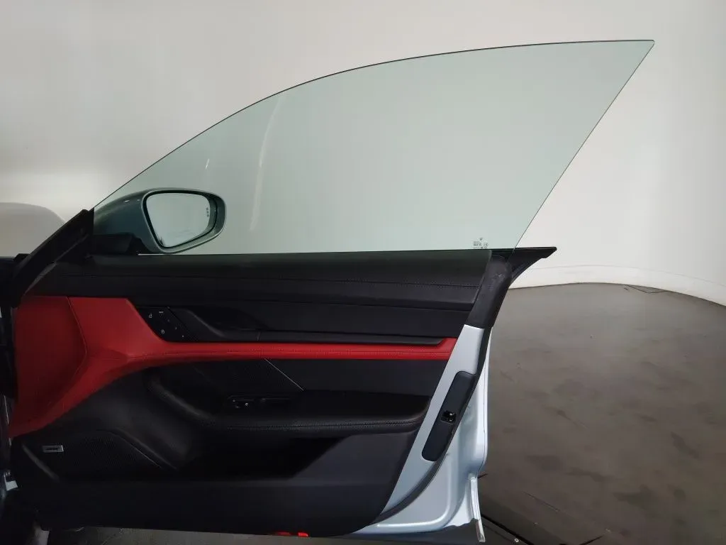 2022 Porsche Taycan Base - Photo 45