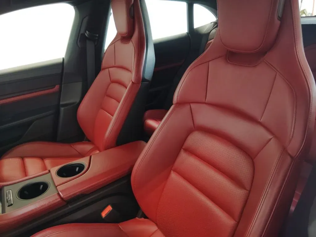 2022 Porsche Taycan Base - Photo 36