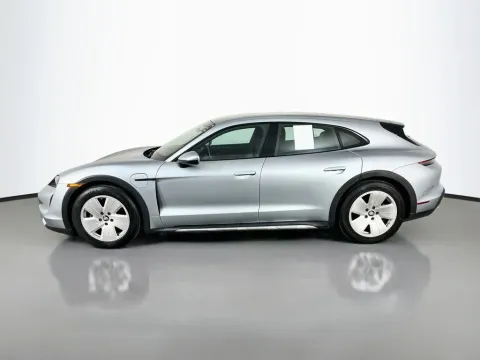 More photos of 2022 Porsche Taycan Cross Turismo 4 at Clement Supercenter, MO