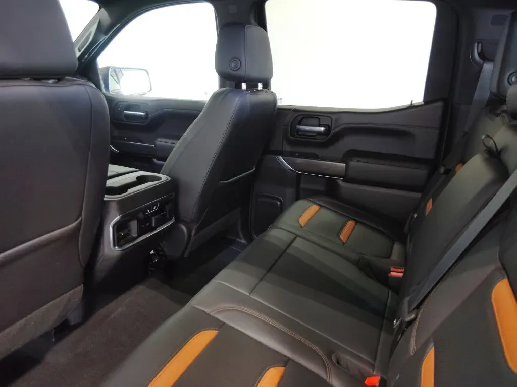 GMC Sierra photo 41