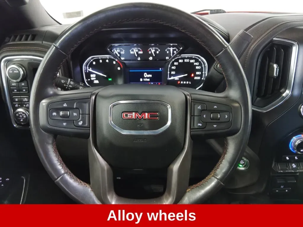 GMC Sierra photo 12