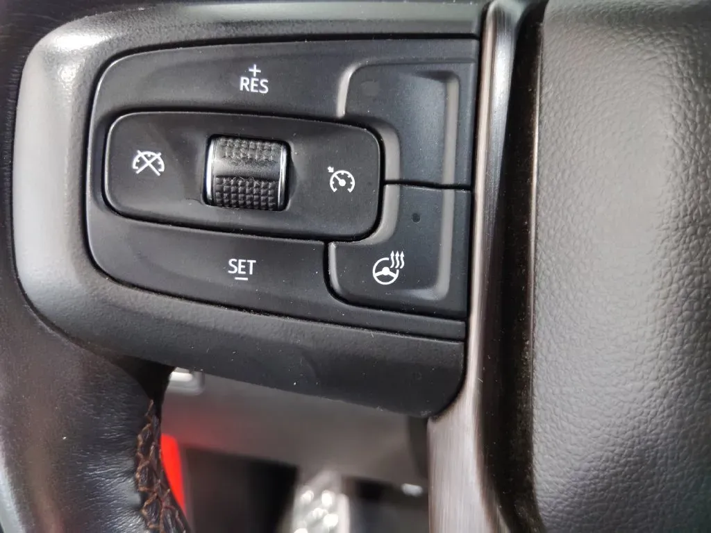 GMC Sierra photo 14