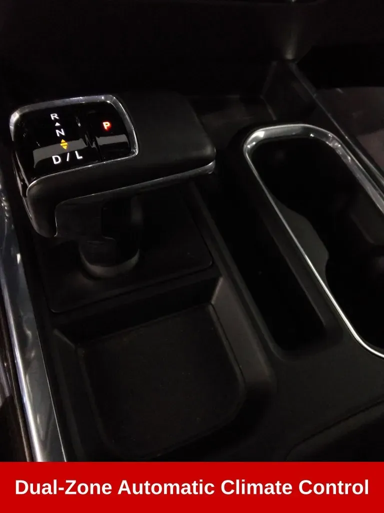 Chevrolet Silverado photo 18