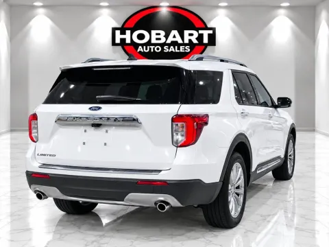 More photos of 2023 Ford Explorer Limited at Hobart Auto Sales, IN