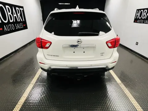 More photos of 2019 Nissan Pathfinder SL at Hobart Auto Sales, IN
