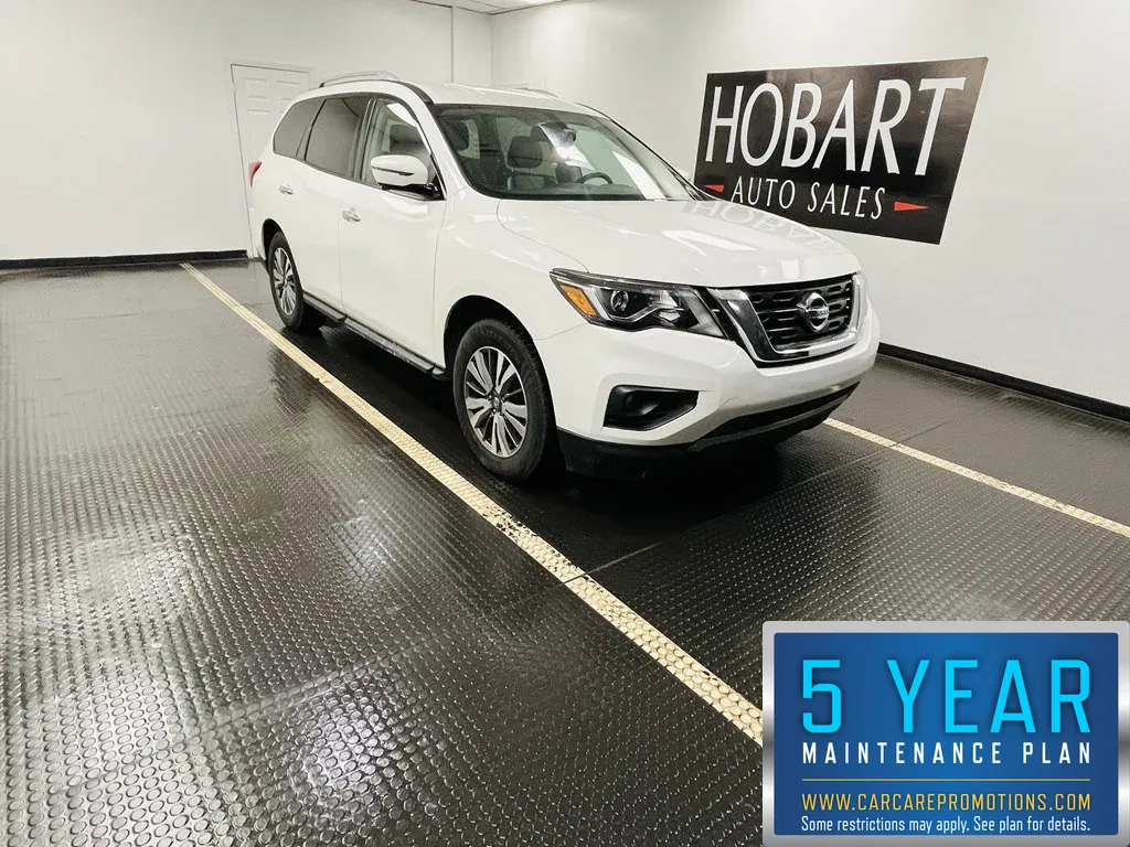 2019 Nissan Pathfinder SL 4WD's photo